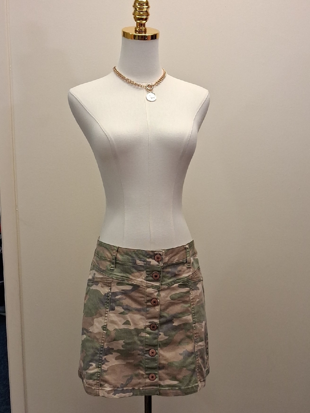 Forever 21 Camouflage Button Front Mini Skirt Size 29 Y2K